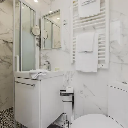 Cmg Faubourg Saint-martin - Chaudron Париж