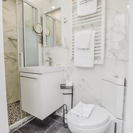 Cmg Faubourg Saint-martin - Chaudron Париж
