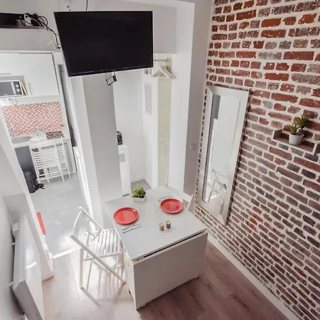 Apartment Cmg Faubourg Saint-martin - Chaudron *